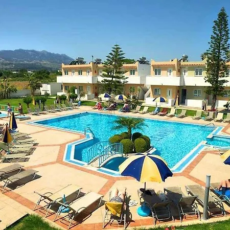 Lenaki Hotel